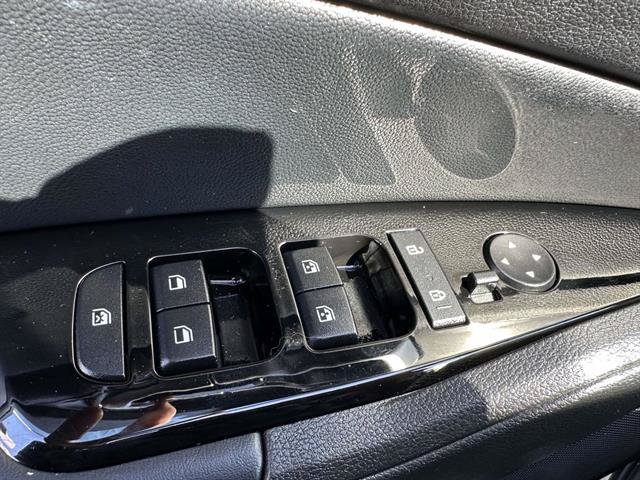 Used 2023 Kia Sportage EX AWD/4WD image 29
