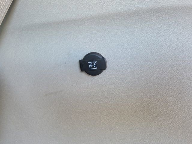 Used 2023 Chrysler Pacifica Touring-L image 13