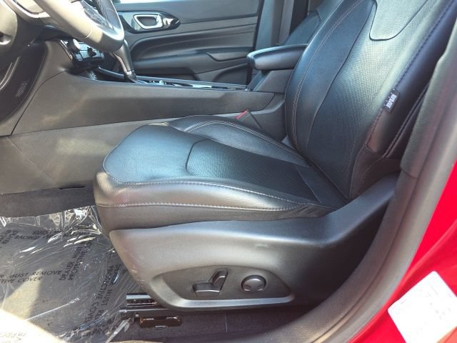 Used 2023 Jeep Compass Limited AWD/4WD image 14