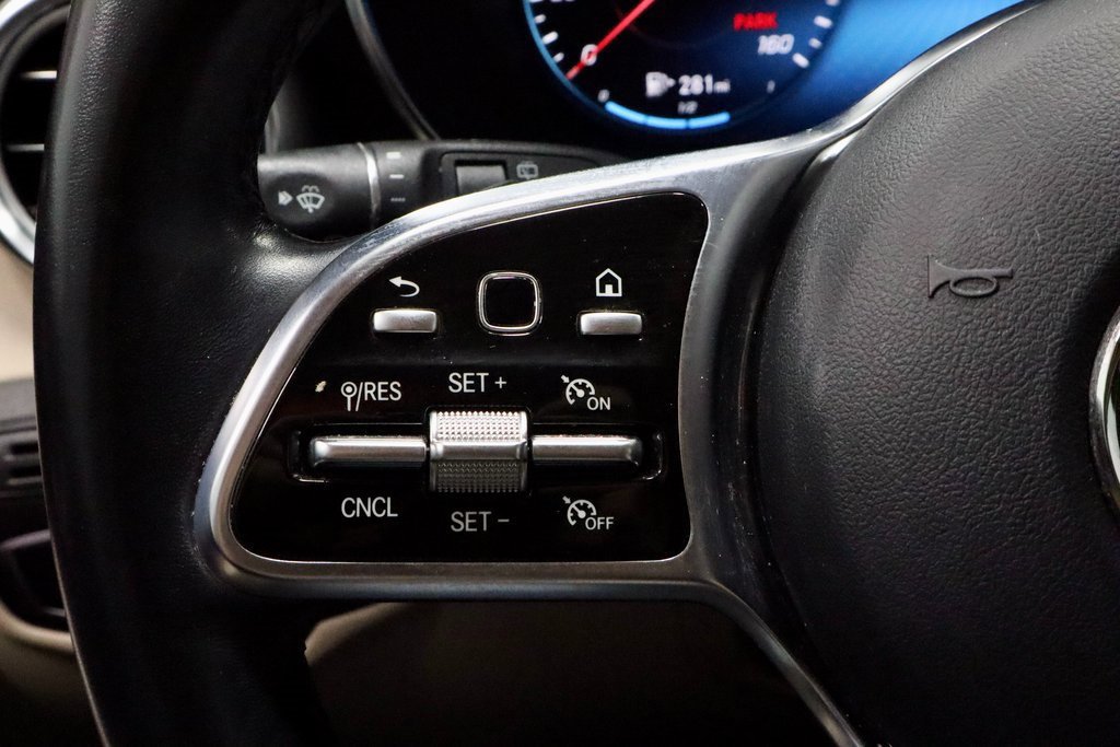 Used 2022 Mercedes-Benz GLC 300 4MATIC image 29