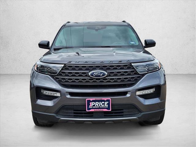 Certified 2022 Ford Explorer XLT w/ Equipment Group 202A image 8