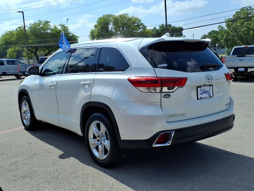Used 2019 Toyota Highlander Limited FWD image 12