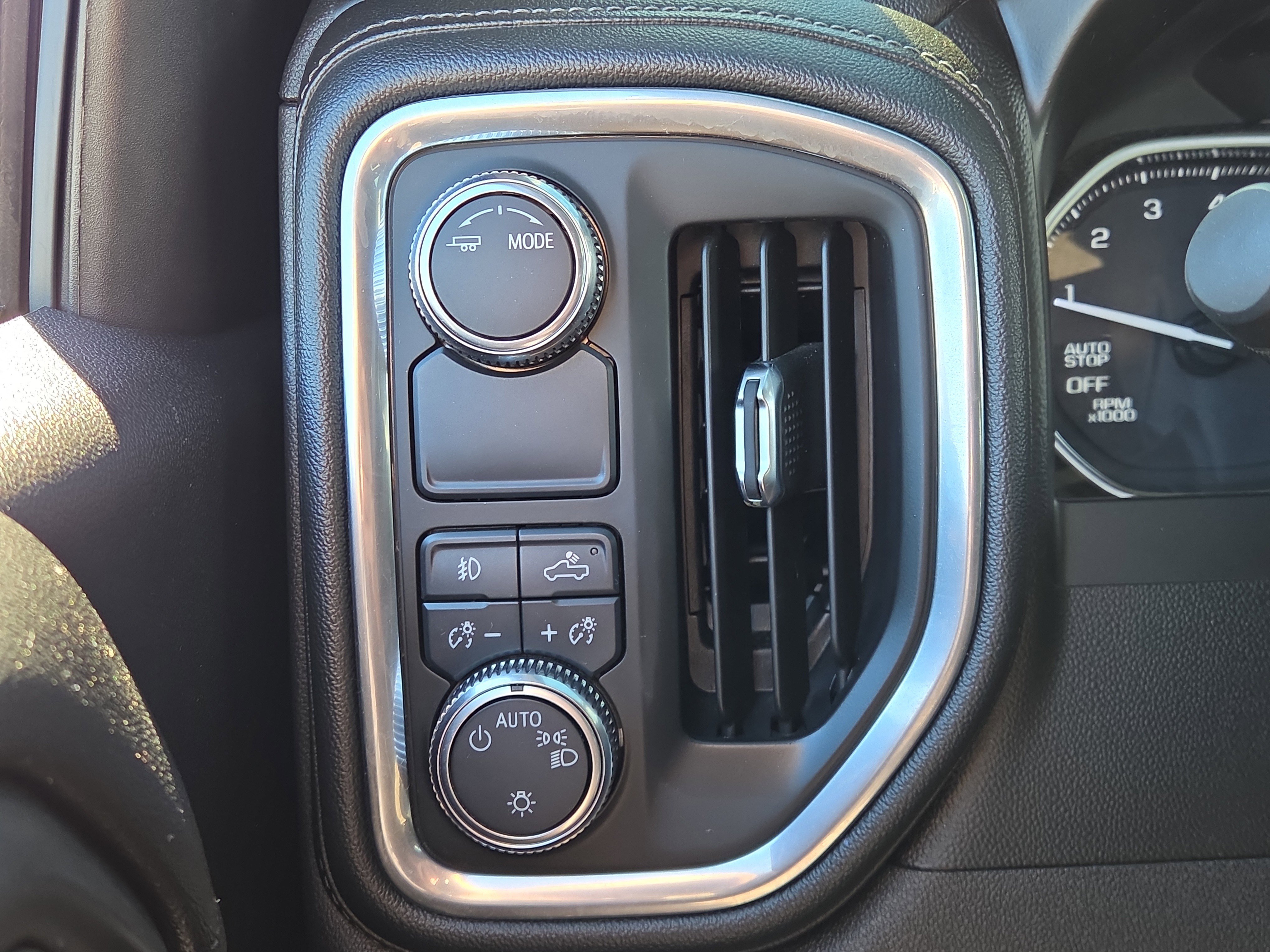 Used 2021 GMC Sierra 1500 Elevation image 26