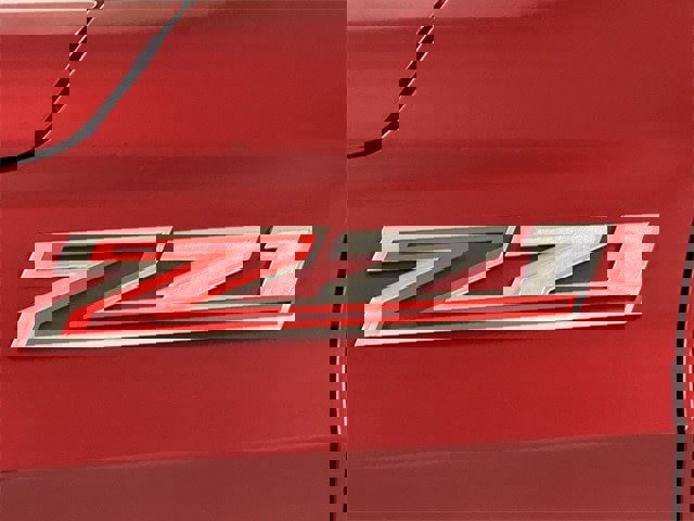 Used 2023 Chevrolet Suburban Z71 w/ Off-Road Capability Package image 19