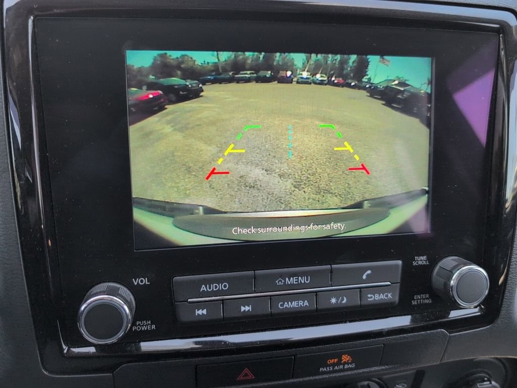 Used 2023 Nissan Frontier SV w/ SV Convenience Package image 16