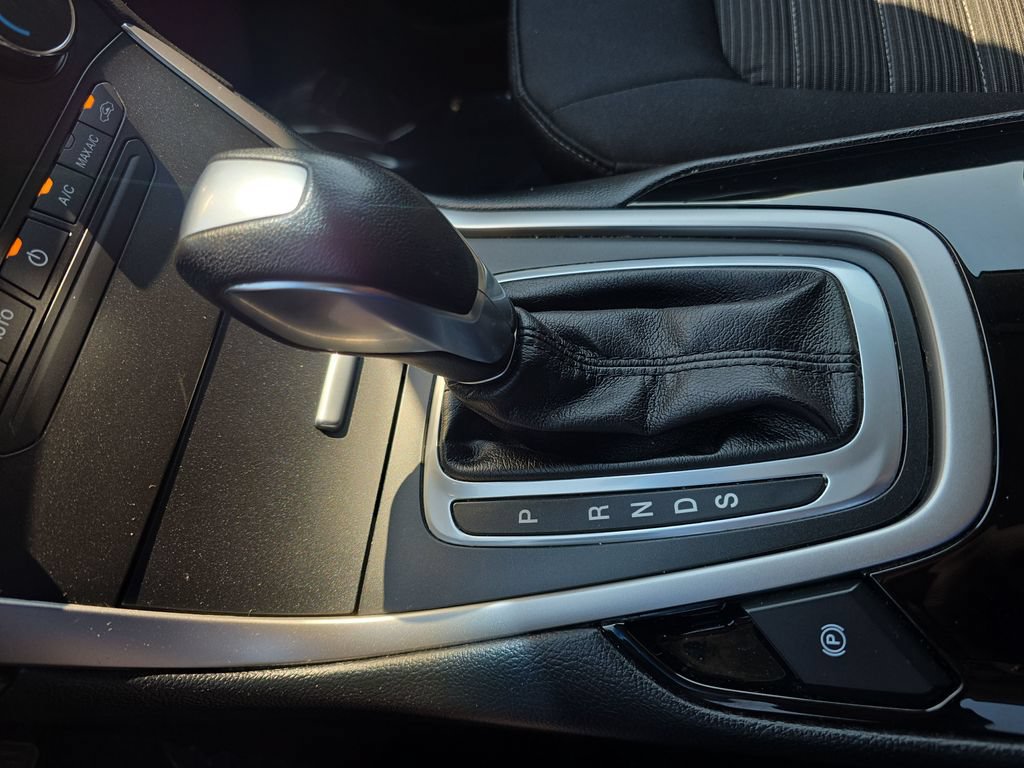 Certified 2018 Ford Edge SEL FWD image 29