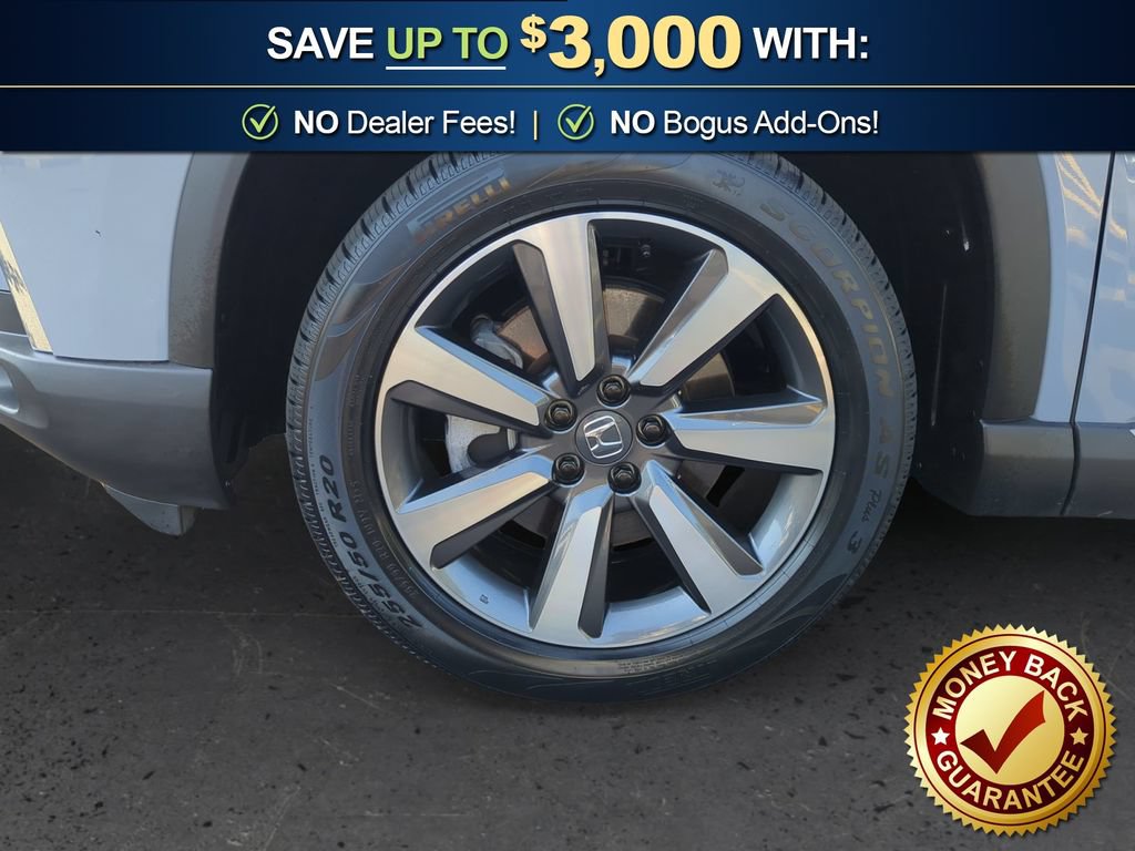 Used 2025 Honda Pilot Touring image 13
