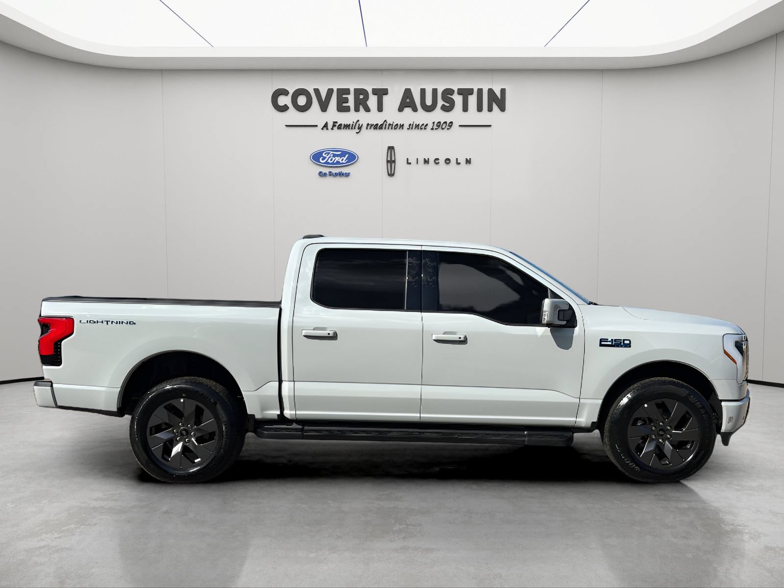 Certified 2024 Ford F150 Lightning Lariat AWD/4WD image 7