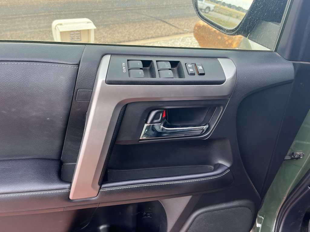 Used 2022 Toyota 4Runner TRD Sport image 16