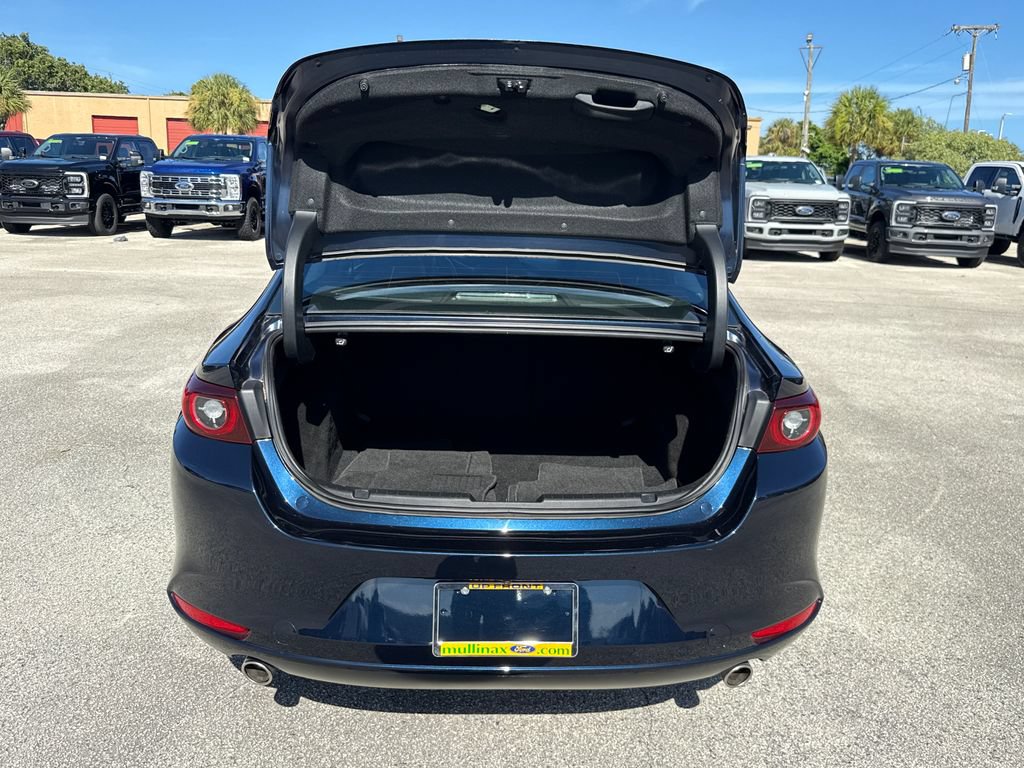 Used 2023 MAZDA MAZDA3 s FWD image 26