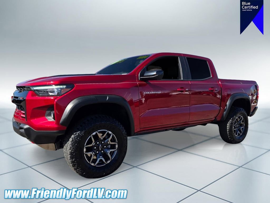 Used 2024 Chevrolet Colorado ZR2 w/ Technology Package AWD/4WD image 3