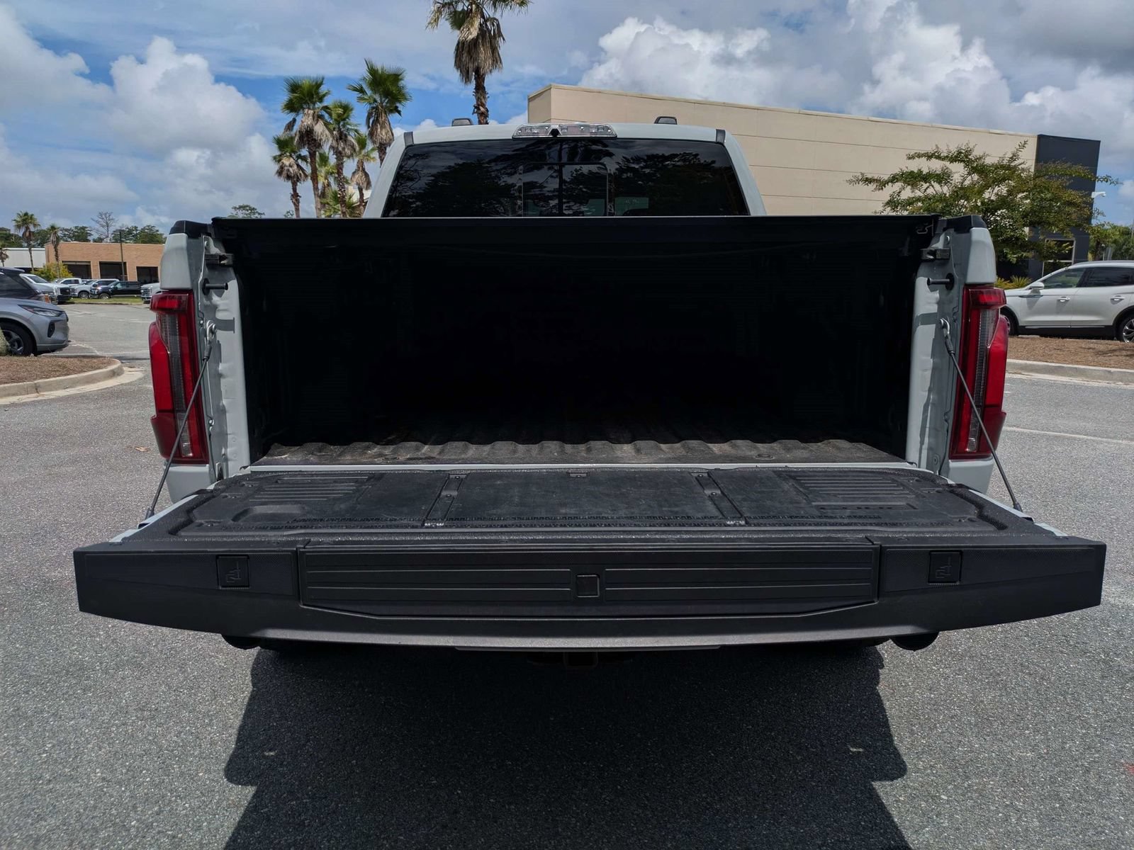 Certified 2024 Ford F150 Raptor AWD/4WD image 6