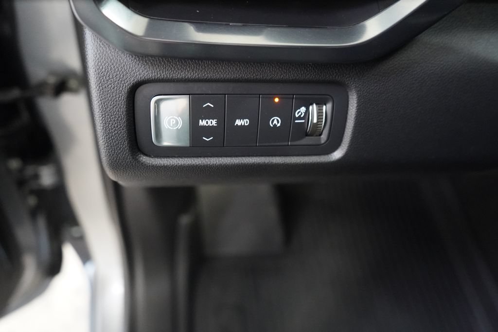 Used 2025 GMC Acadia AT4 w/ Super Cruise Package AWD/4WD image 33