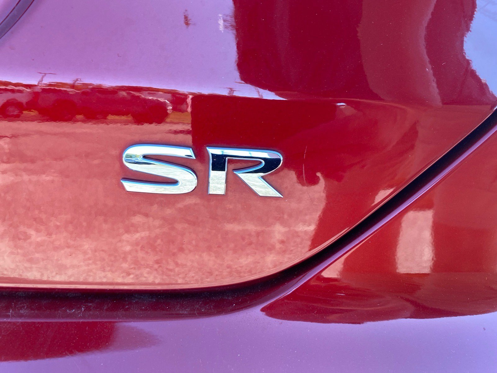 Used 2023 Nissan Kicks SR w/ SR Premium Package FWD image 9