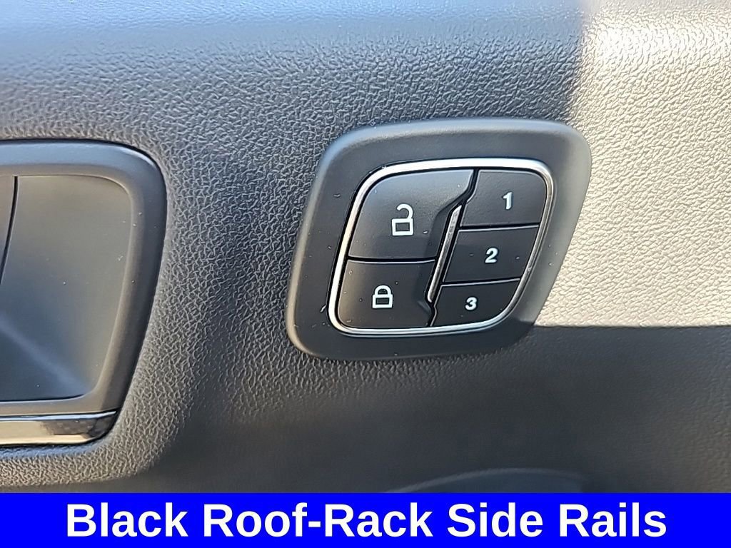 Certified 2025 Ford Escape ST-Line Select w/ Tech Pack #2 image 22