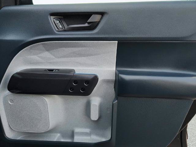 Certified 2025 Ford Maverick XLT FWD image 29