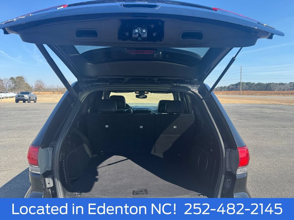 Used 2018 Jeep Grand Cherokee Overland AWD/4WD image 18