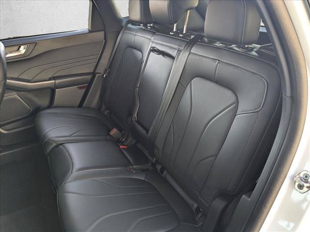 Certified 2025 Ford Escape SE w/ PHEV Premium Package FWD image 21