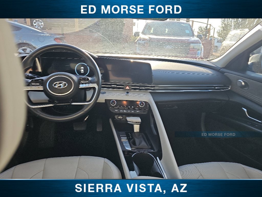 Used 2023 Hyundai Elantra Limited FWD image 2