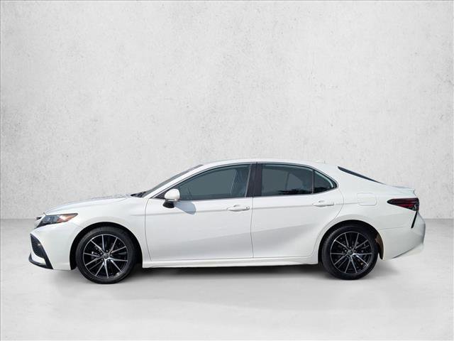 Used 2023 Toyota Camry SE image 9