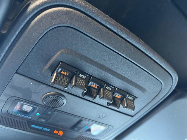 Certified 2022 Ford Bronco Black Diamond image 28