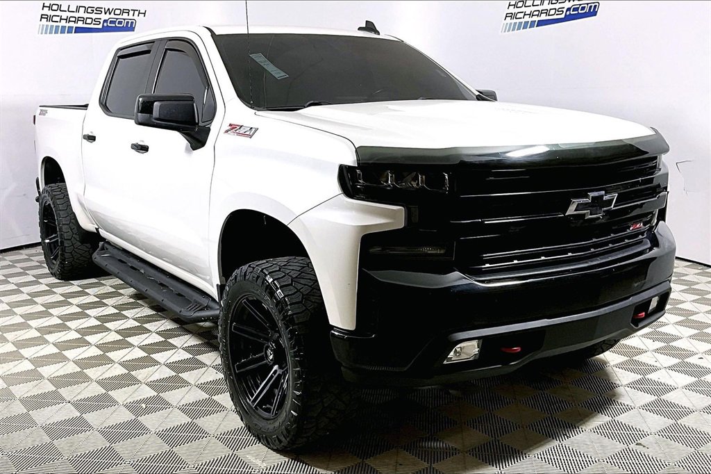 Used 2021 Chevrolet Silverado 1500 LT Trail Boss w/ Bed Protection Package image 3