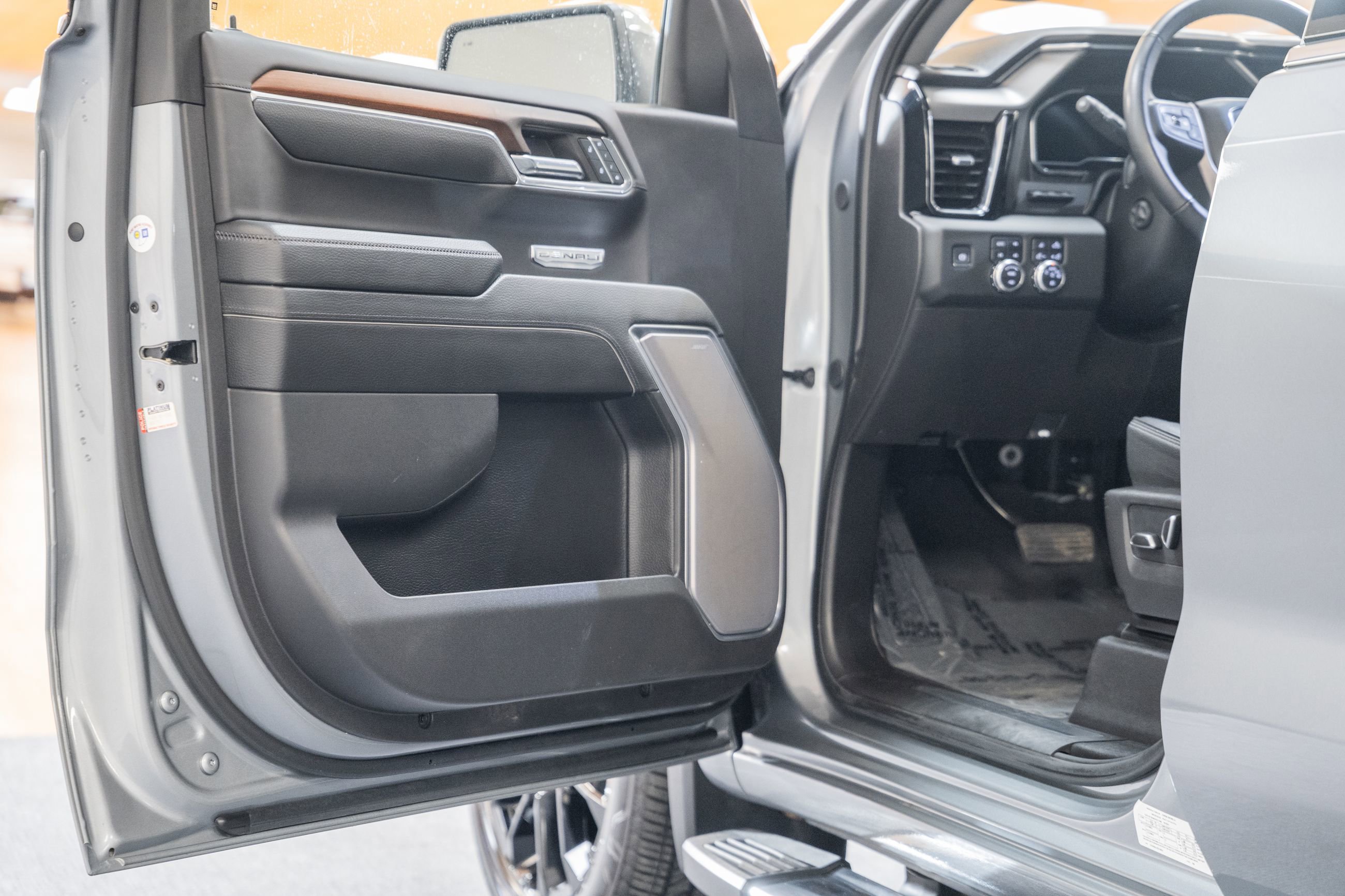 Used 2024 GMC Sierra 1500 Denali w/ Technology Package image 42