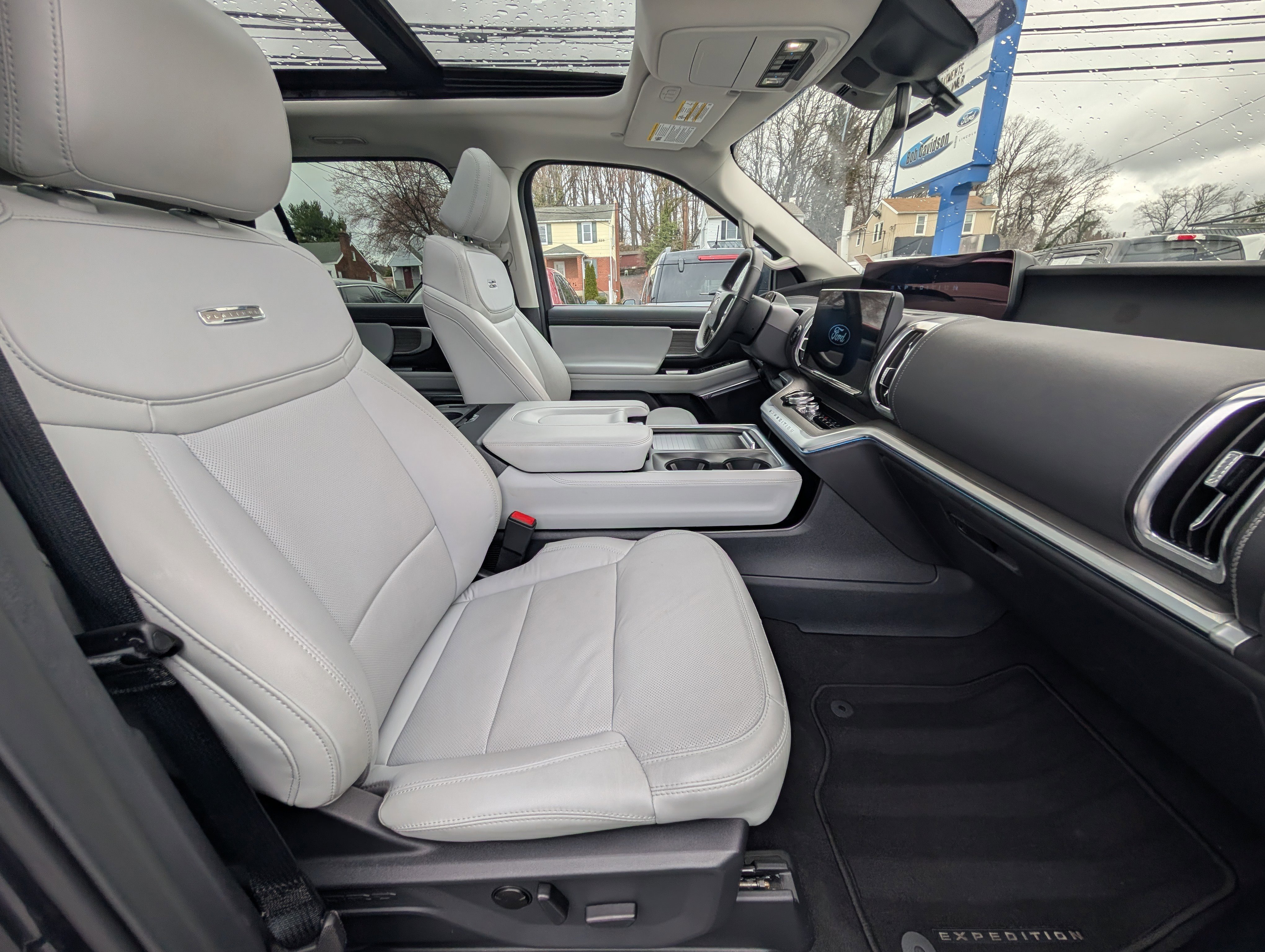Certified 2025 Ford Expedition Max Platinum AWD/4WD image 12