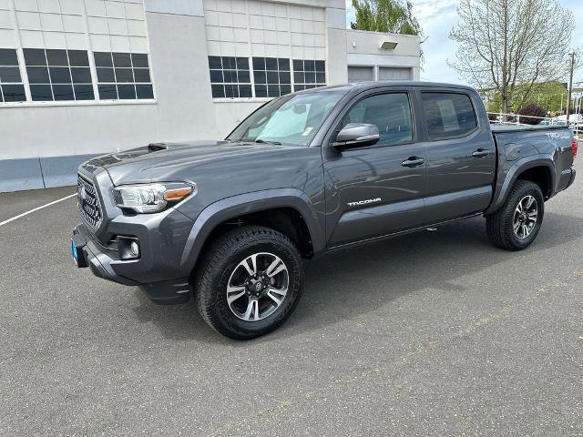 Used 2019 Toyota Tacoma TRD Sport w/ Technology Package AWD/4WD image 2