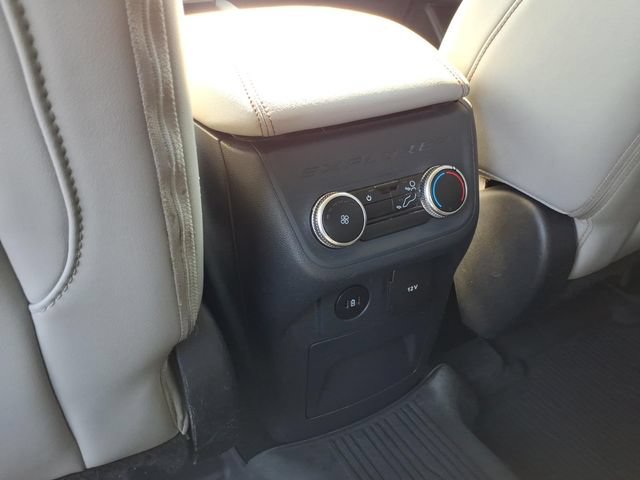 Certified 2025 Ford Explorer Active w/ Active Comfort Package AWD/4WD image 12