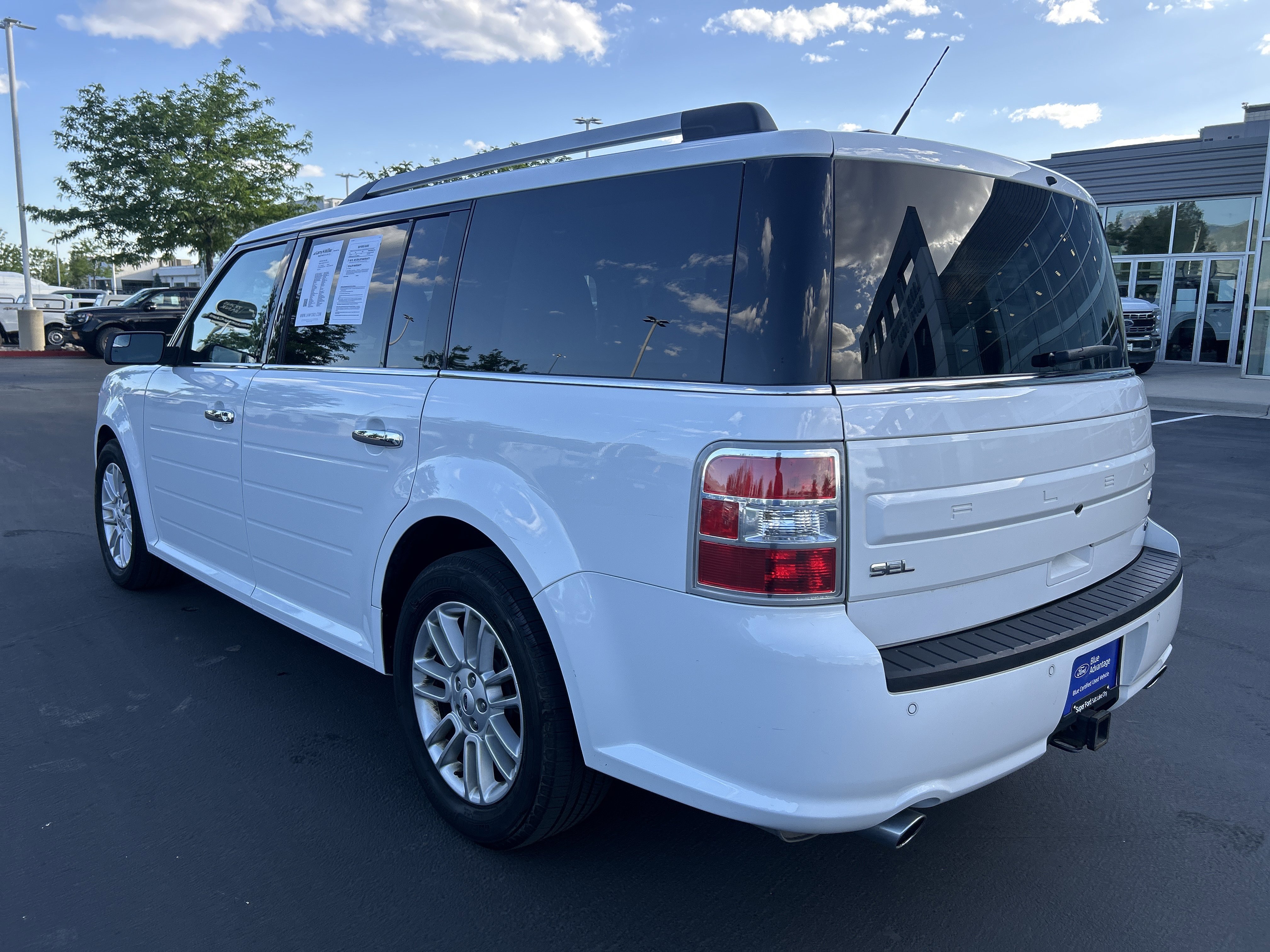 Certified 2019 Ford Flex SEL w/ Class III Trailer Tow Package AWD/4WD image 3