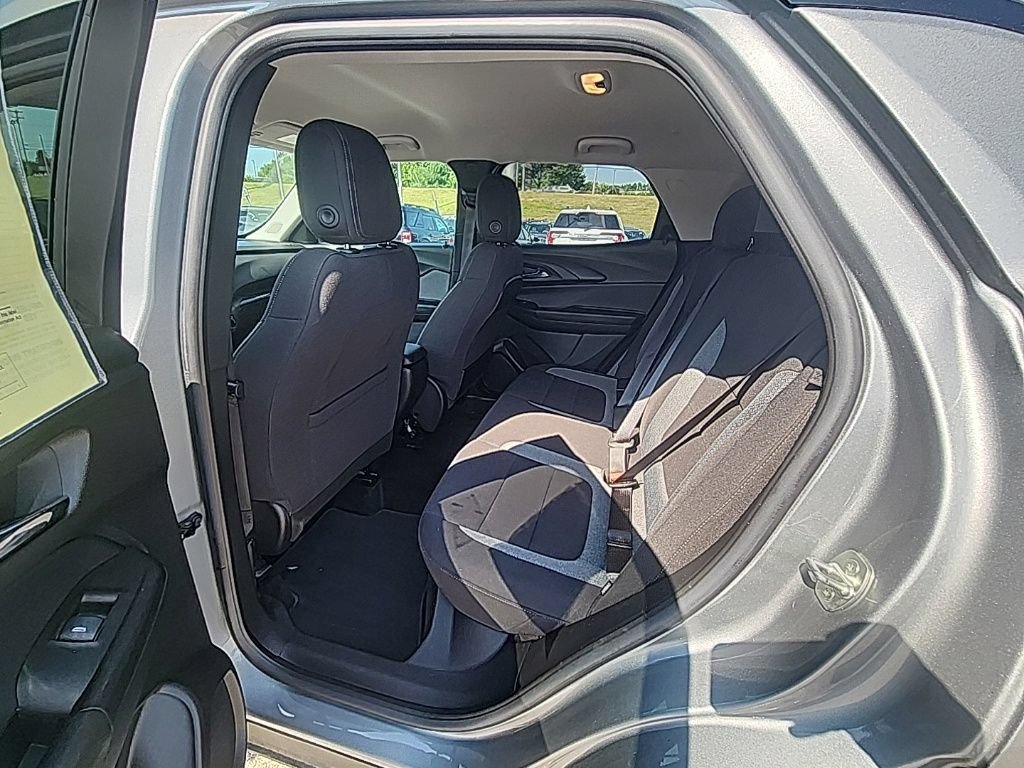 Used 2023 Chevrolet TrailBlazer LT AWD/4WD image 10