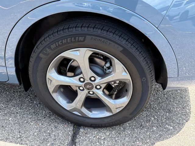 Certified 2024 Ford Escape ST-Line w/ Tech Pack #1 AWD/4WD image 6