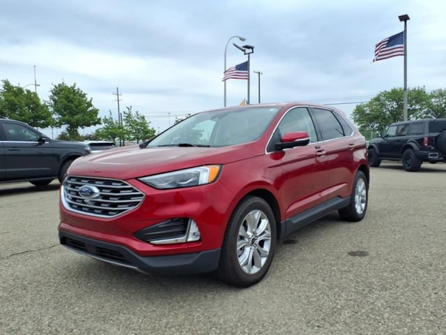 Certified 2023 Ford Edge Titanium w/ Equipment Group 301A AWD/4WD image 3