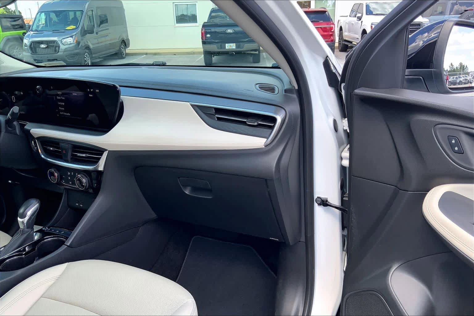 Used 2024 Buick Encore GX Sport Touring w/ Experience Buick Package AWD/4WD image 19