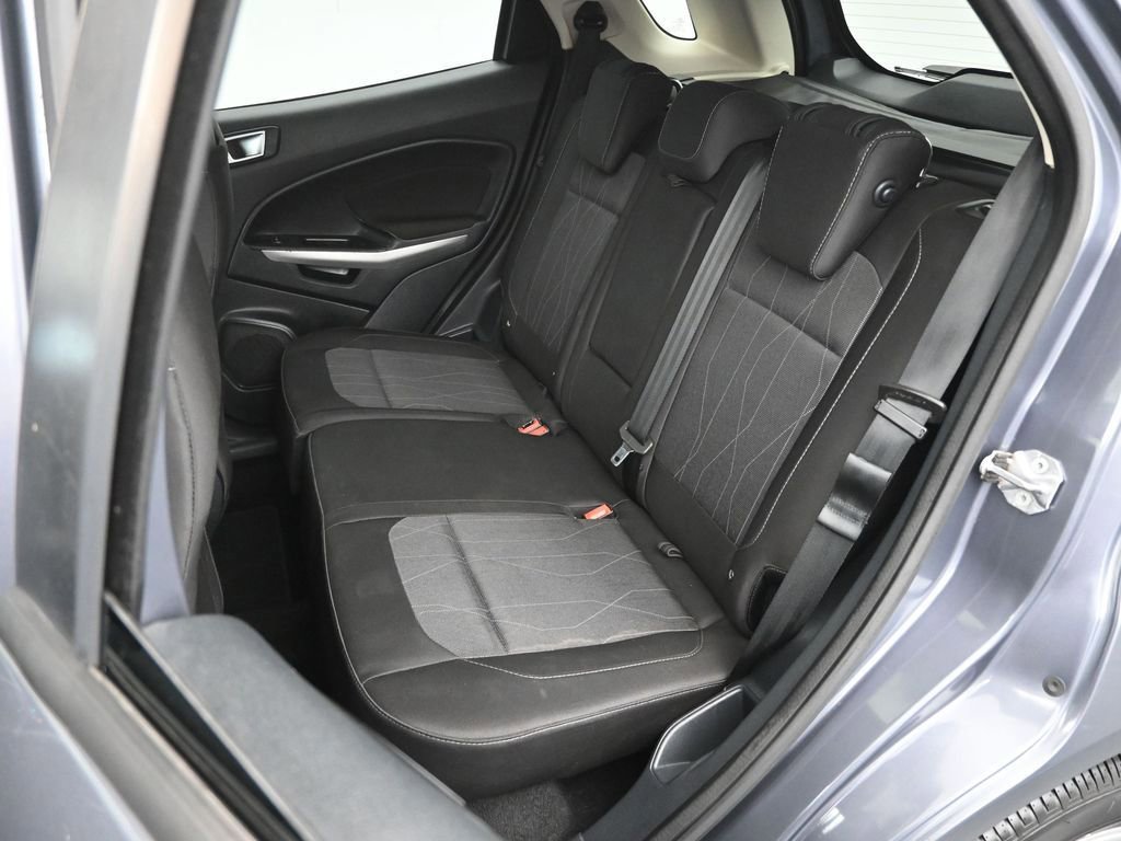 Certified 2018 Ford EcoSport SE image 40