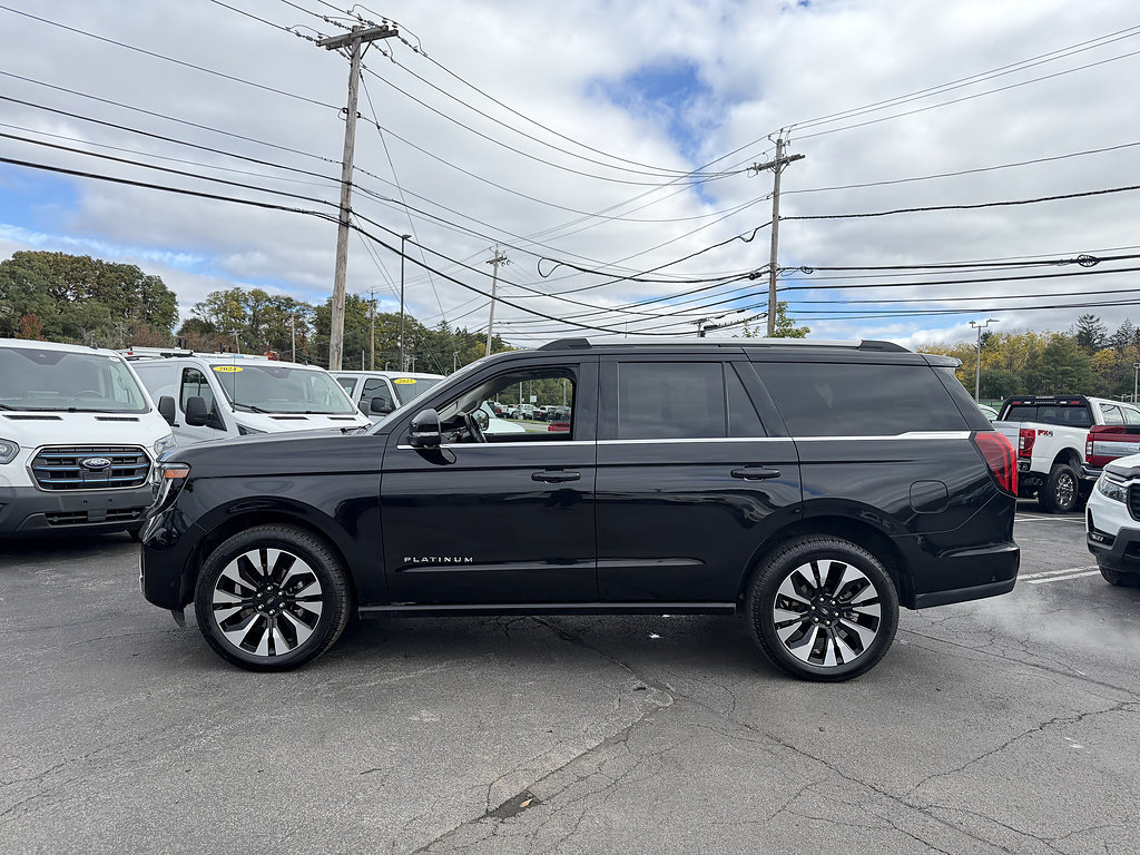 Certified 2025 Ford Expedition Platinum w/ Driver's Package AWD/4WD image 3