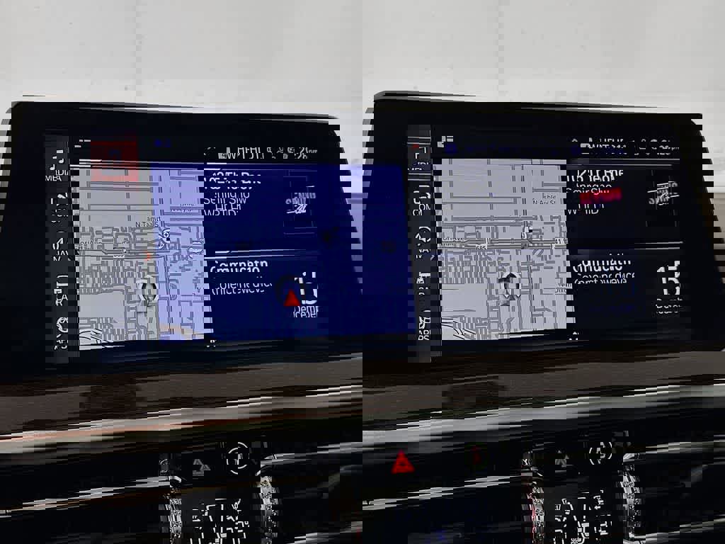 Used 2023 BMW X3 xDrive30i w/ Premium Essential Package image 17