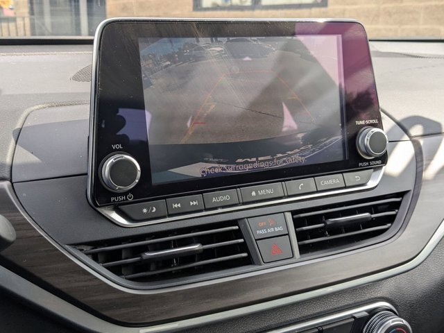 Used 2024 Nissan Altima 2.5 SV FWD image 18