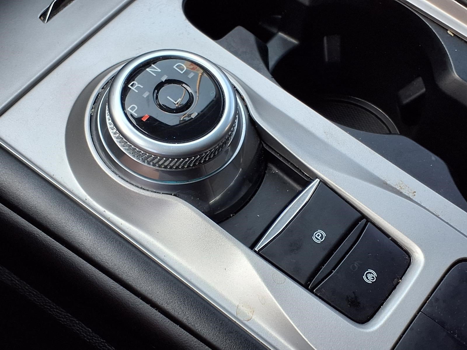 Certified 2023 Ford Explorer XLT RWD image 19