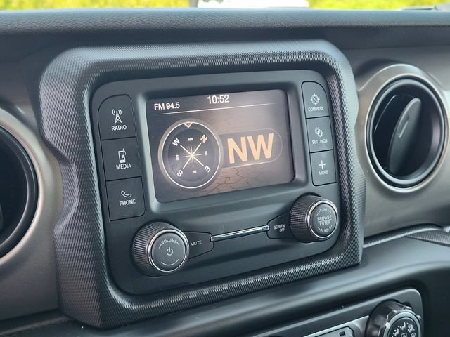 Used 2020 Jeep Wrangler Sport AWD/4WD image 15