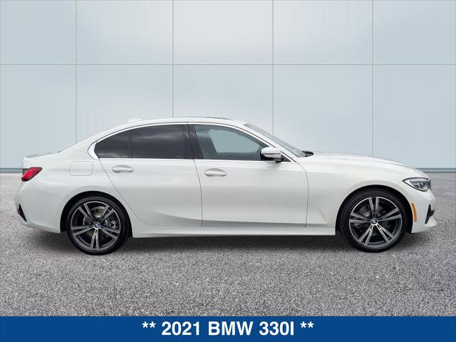 Used 2021 BMW 330i Sedan w/ Driving Assistance Package RWD image 6