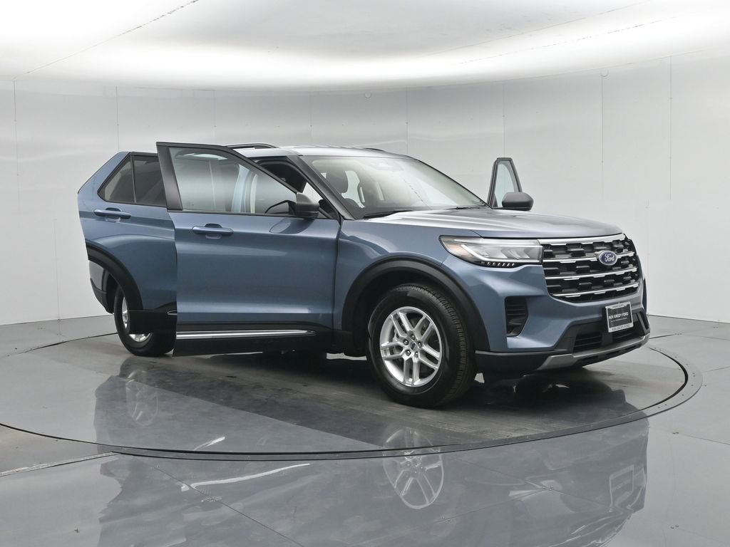 Certified 2025 Ford Explorer Active RWD image 35