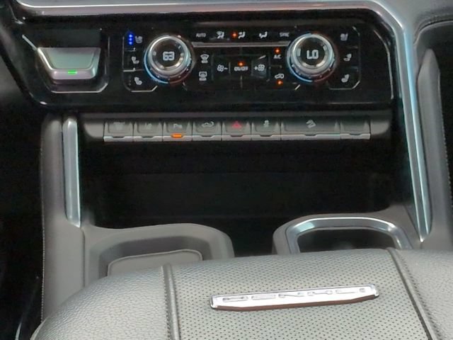Used 2024 GMC Sierra 2500 Denali w/ Denali Reserve Package AWD/4WD image 19