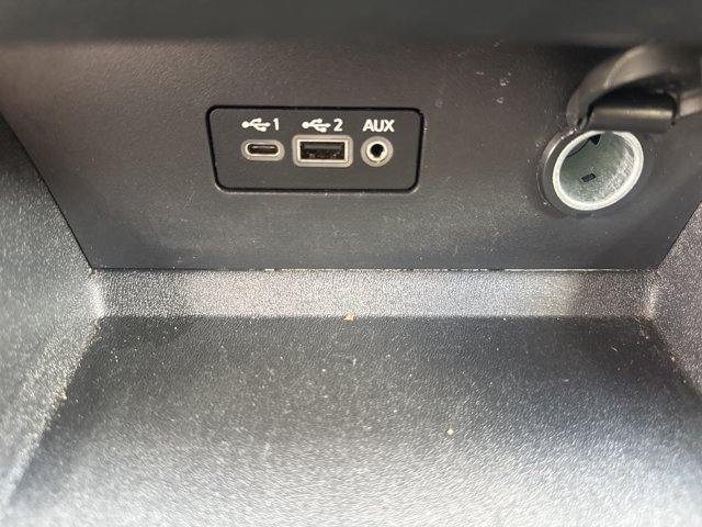 Used 2025 Nissan Altima 2.5 SV FWD image 23