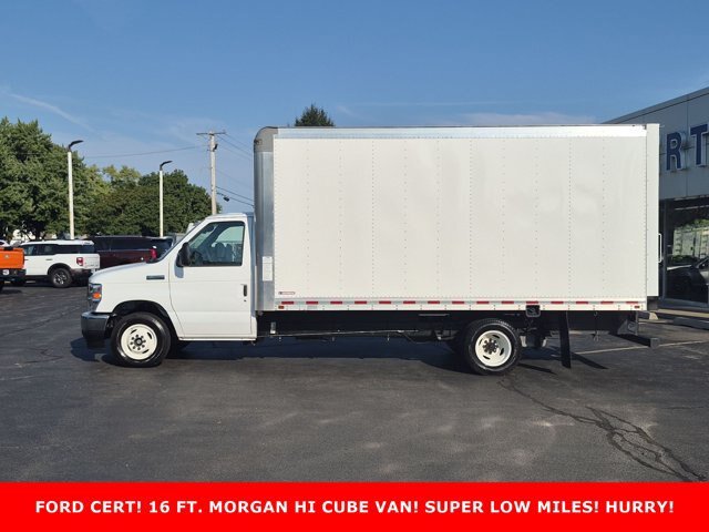 Certified 2024 Ford E-350 and Econoline 350 Super Duty w/ Driver's Safety Package RWD image 8