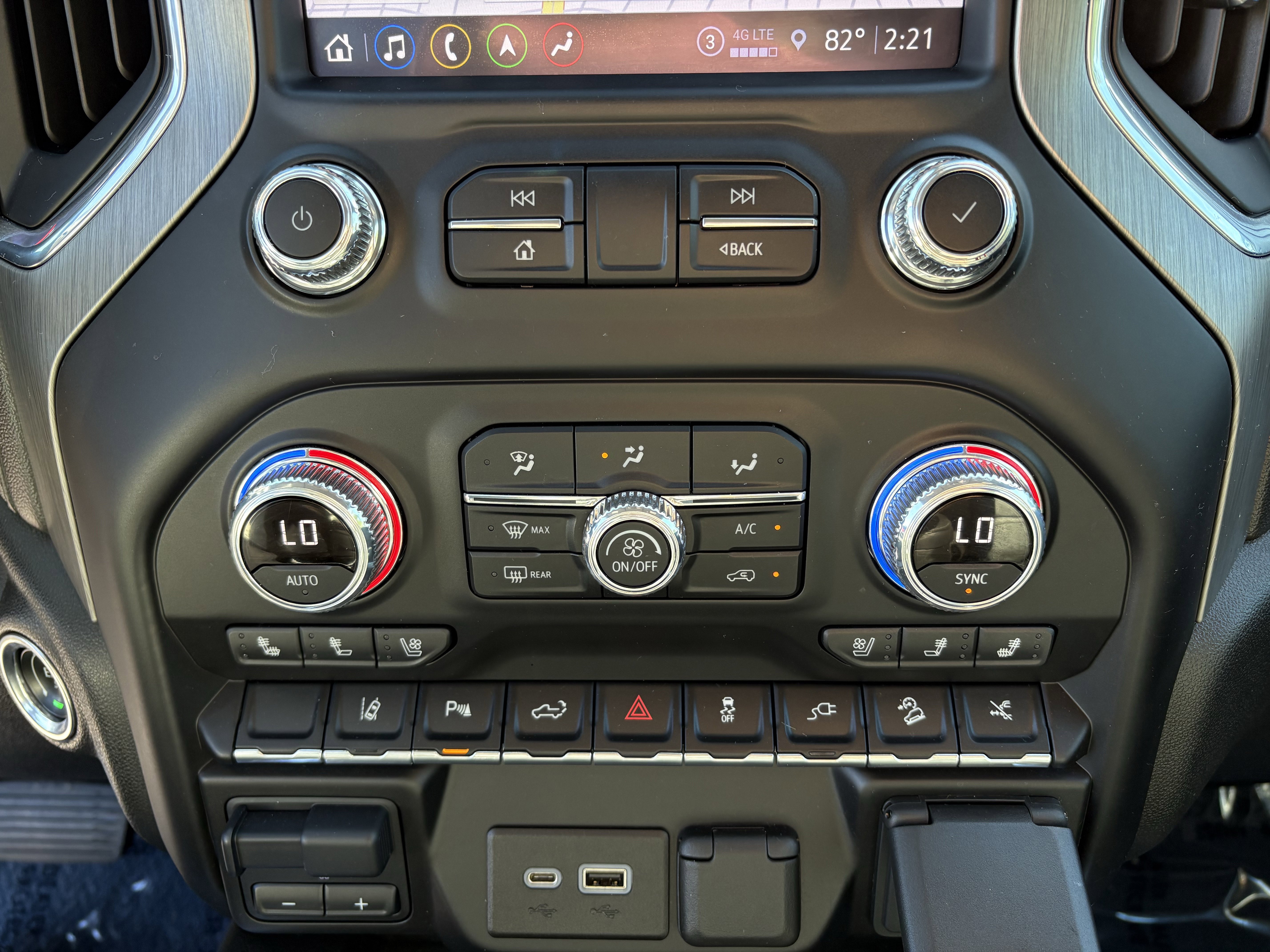 Used 2022 GMC Sierra 2500 Denali w/ Denali Ultimate Package image 24