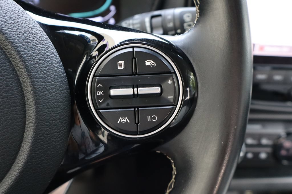 Used 2023 Kia Soul GT-Line FWD image 20