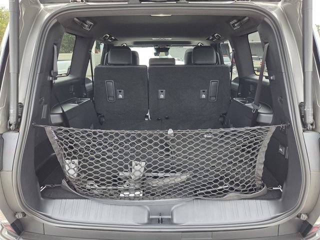 Used 2024 Lexus GX 550 w/ Accessory Package (2T) AWD/4WD image 17