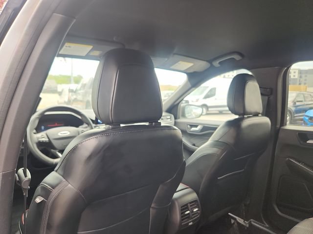 Certified 2023 Ford Escape ST-Line AWD/4WD image 24